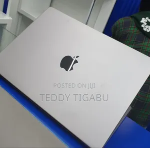 New Laptop Apple MacBook Pro 2021 M1 16GB Apple M1 SSD 512GB