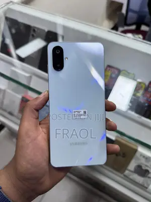 New Samsung Galaxy A06 128 GB Silver