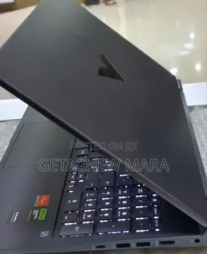 New Laptop HP Victus 16 16GB AMD Ryzen 7 SSD 1T