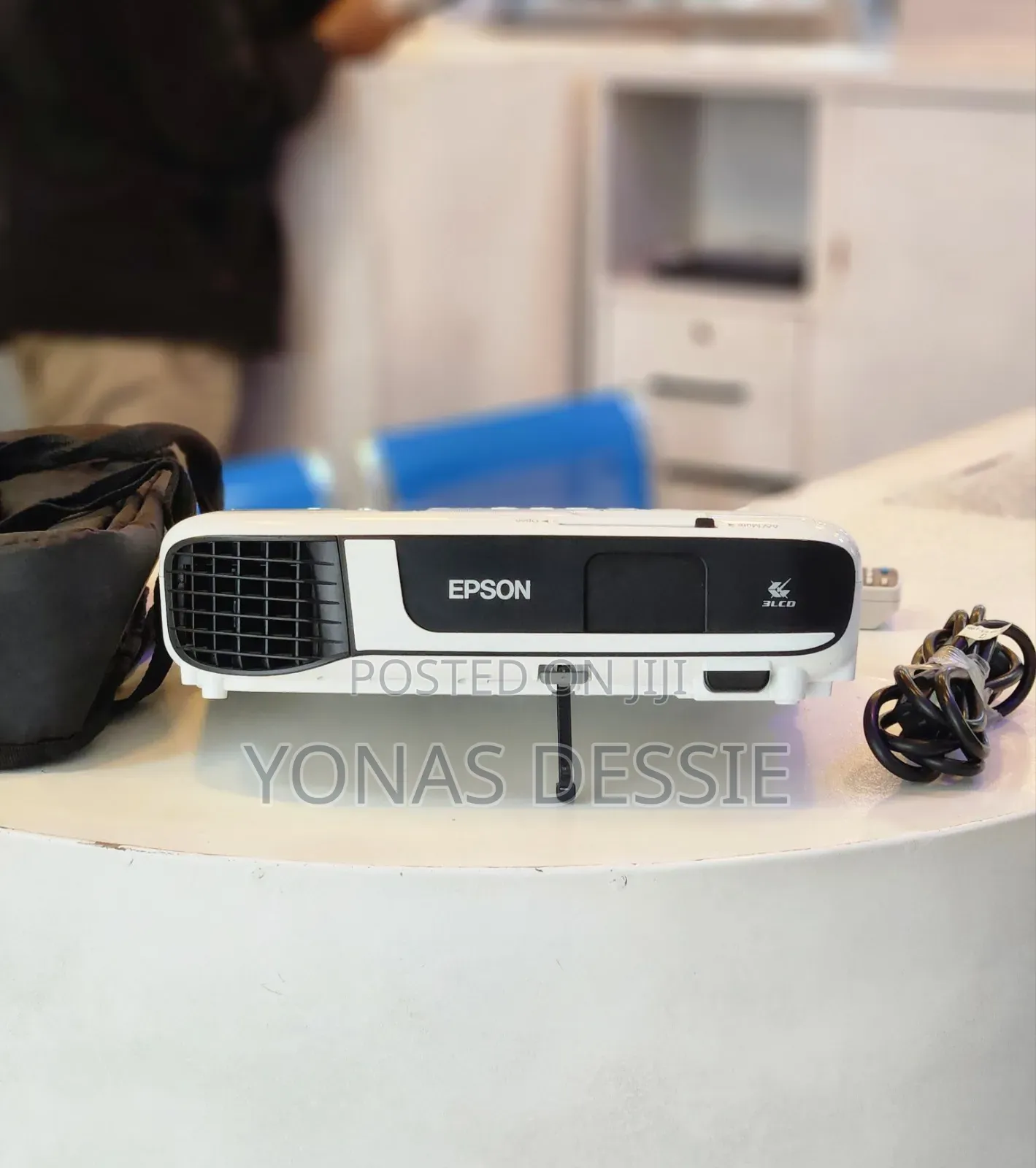 Eepson Projector