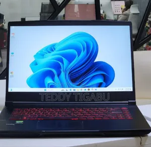 New Laptop MSI GF63 12GB Intel Core I5 SSD 512GB