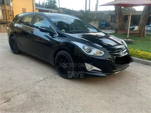 Photo - Hyundai i40 2013 Black