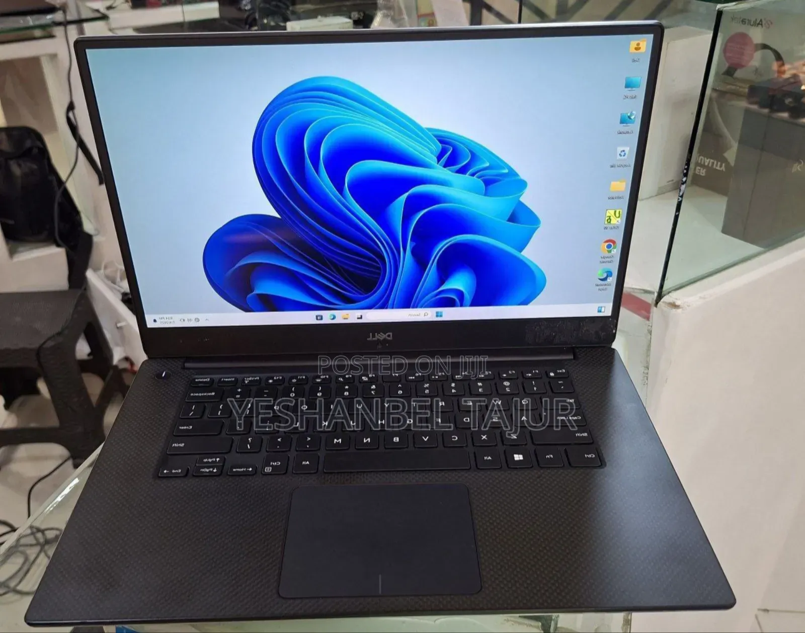 New Laptop Dell Precision 5540 16GB Intel Core I7 SSD 512GB