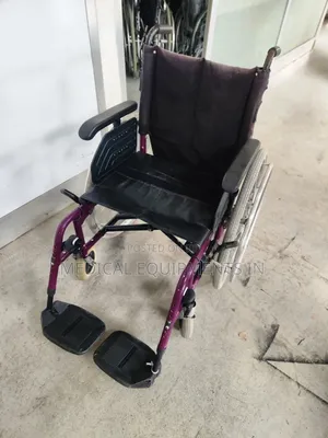 Photo - Wheelchair太空wheelchair死者wheelchair遠離wheelchair鴦我wheelchair