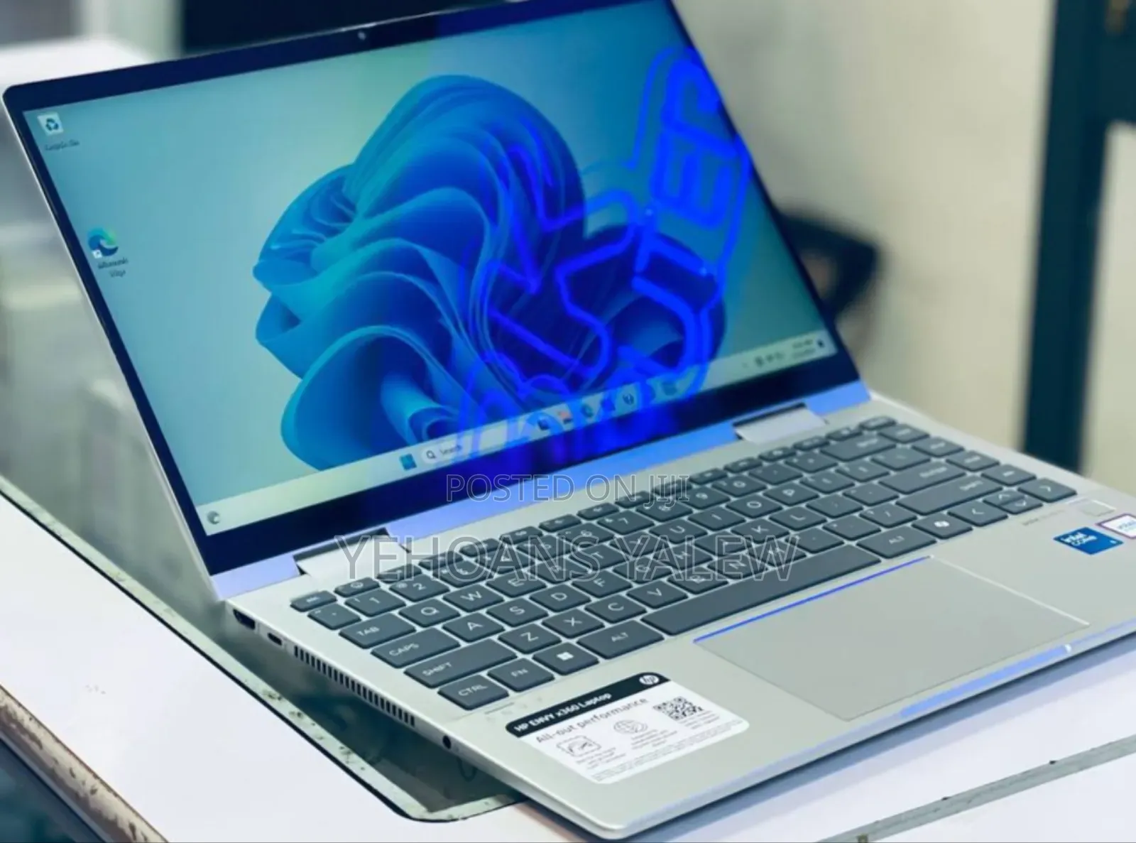 New Laptop HP Envy X360 8GB Intel Core I5 SSD 512GB