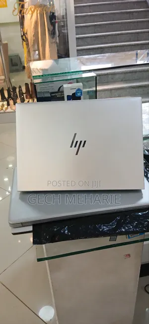 New Laptop HP EliteBook 845 G10 16GB AMD Ryzen 5 SSD 512GB