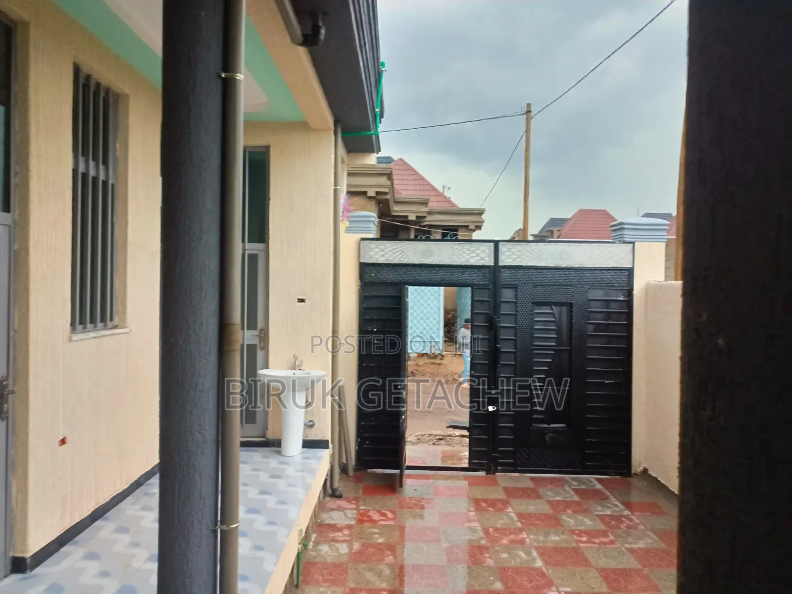Furnished 4bdrm House in Center Of Excellence, Oromia-Finfinne for sale