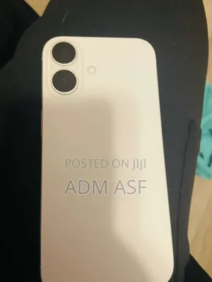 New Apple iPhone 16 128 GB White