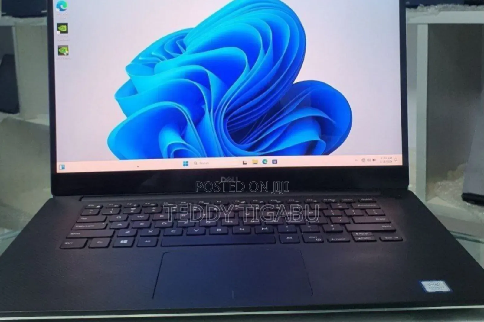 New Laptop Dell XPS 15 16GB Intel Core I7 SSD 512GB