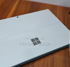 New Laptop Microsoft Surface Pro 7 8GB Intel Core I5 SSD 128GB