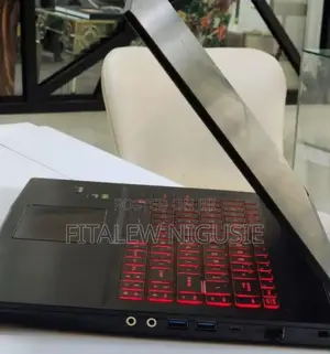 New Laptop MSI GF63 12GB Intel Core I5 SSD 512GB