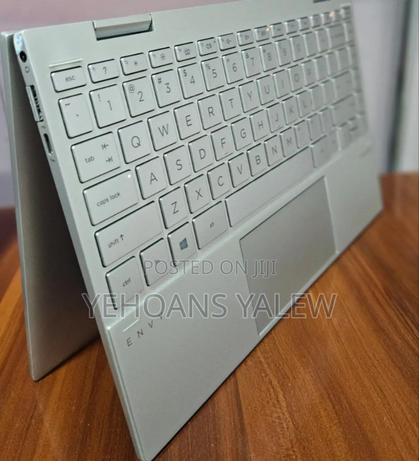 New Laptop HP Envy X360 8GB Intel Core I7 SSD 512GB