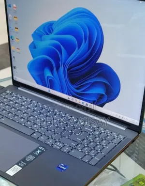 New Lenovo Legion Y7000P IRX9 Gaming Laptop 32GB Intel Core I9 SSD 1T