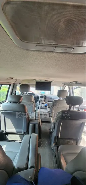 Hyundai Starex 2014 Silver