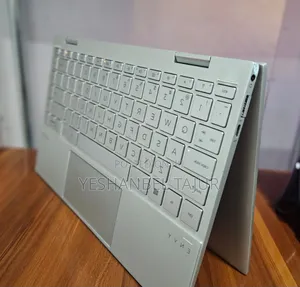 New Laptop HP Envy X360 8GB Intel Core I7 SSD 512GB