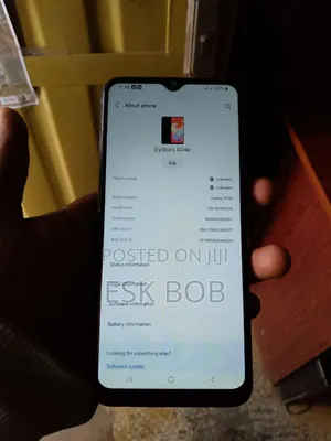 Photo - Samsung Galaxy A04e 64 GB Black