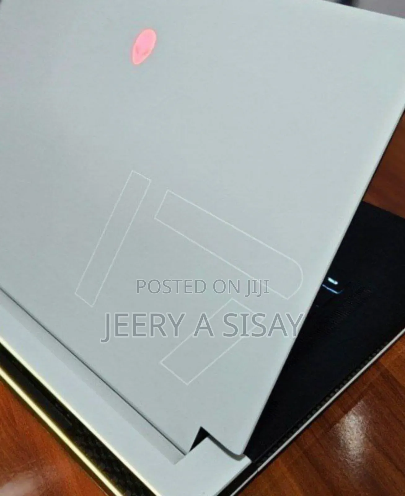 New Laptop Alienware M17x R2 16GB Intel Core I7 SSD 1T