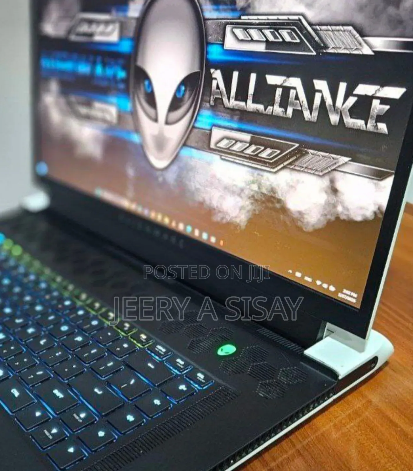 New Laptop Alienware M17x R2 16GB Intel Core I7 SSD 1T