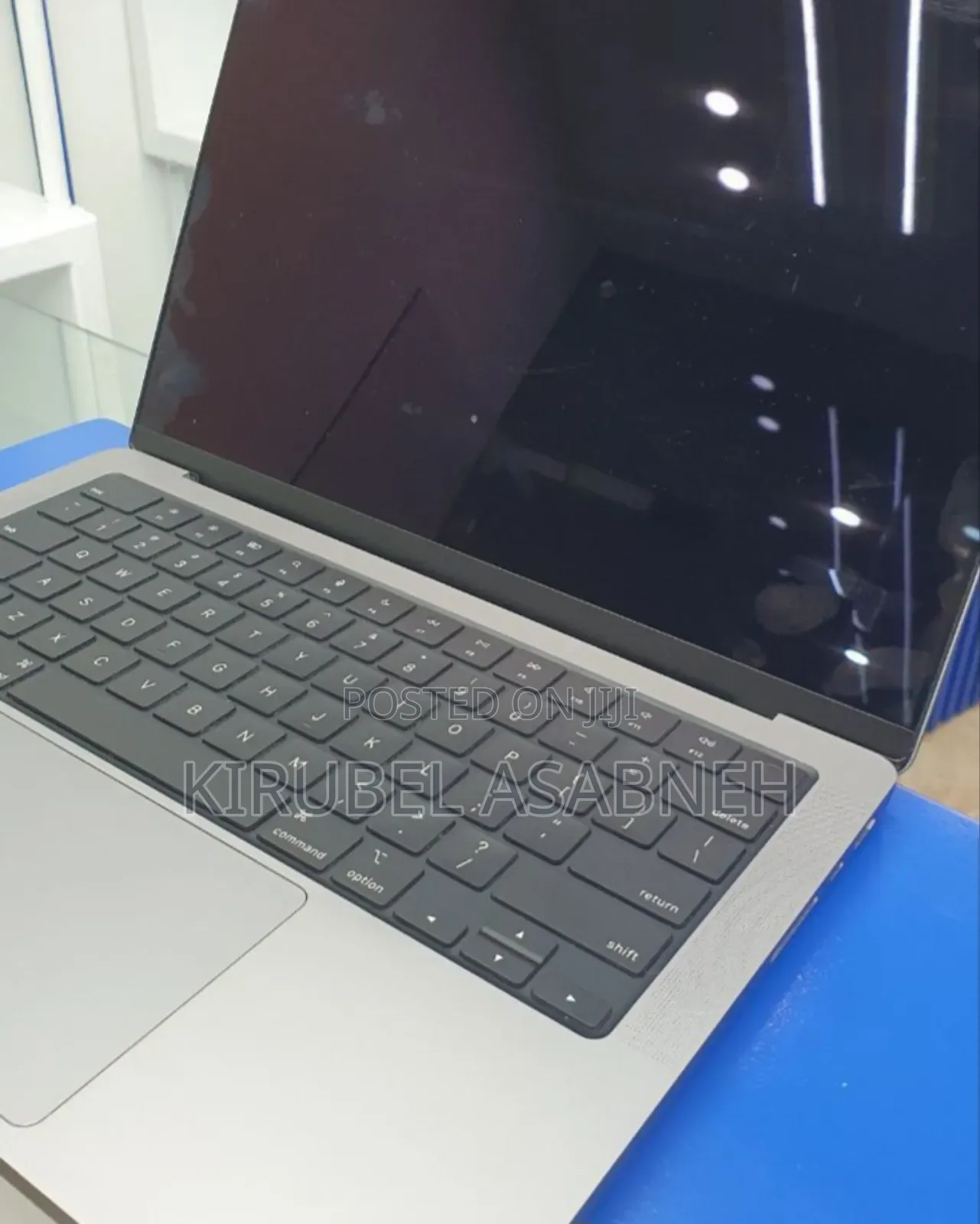 New Laptop Apple MacBook Pro 2021 M1 32GB Apple M1 Pro SSD 512GB