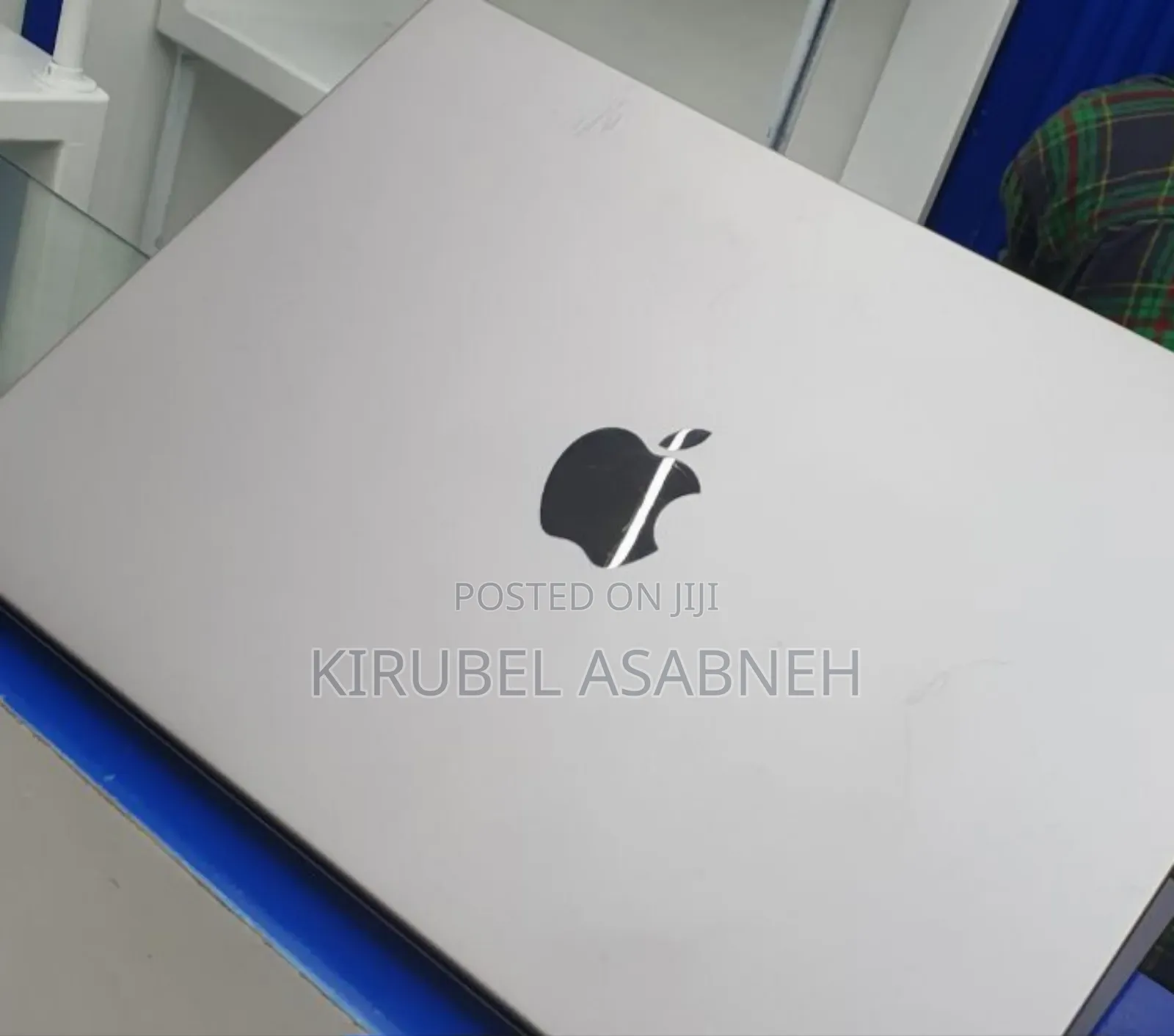 New Laptop Apple MacBook Pro 2021 M1 32GB Apple M1 Pro SSD 512GB