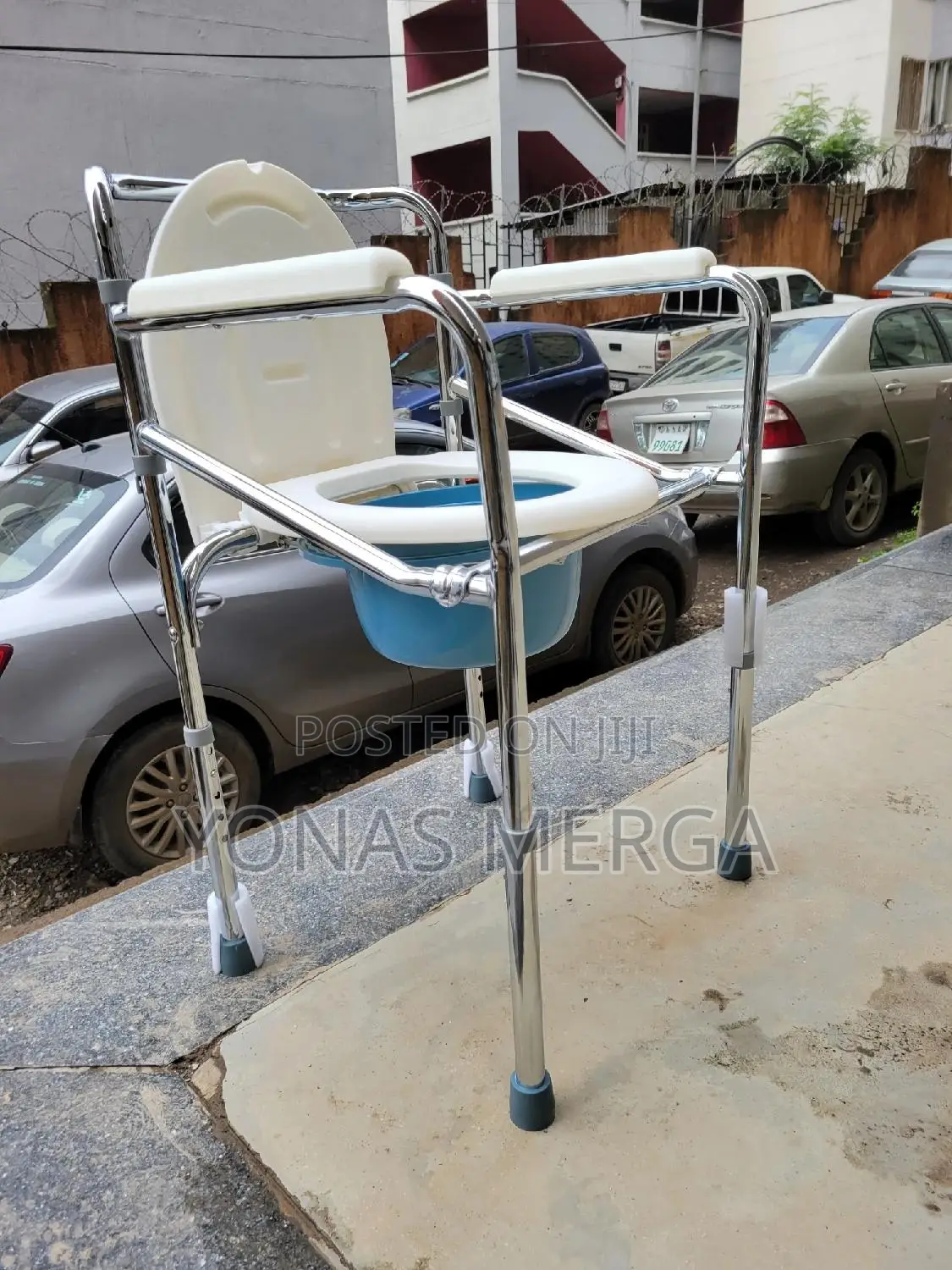 Pot Chairع額toilet Chair××Portable Convenient Toileting Aid