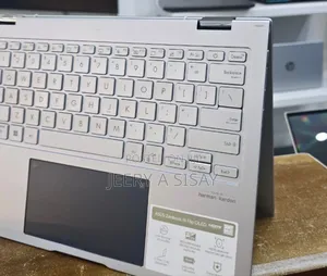 Photo - New Laptop Asus Zenbook 14 UX434 16GB Intel Core I7 SSD 1T