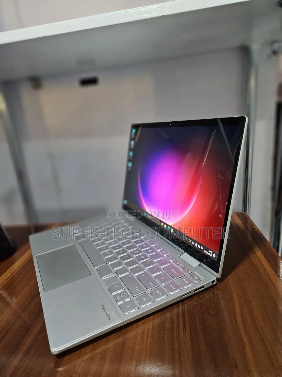 New Laptop HP Envy X360 8GB Intel Core I7 SSD 512GB