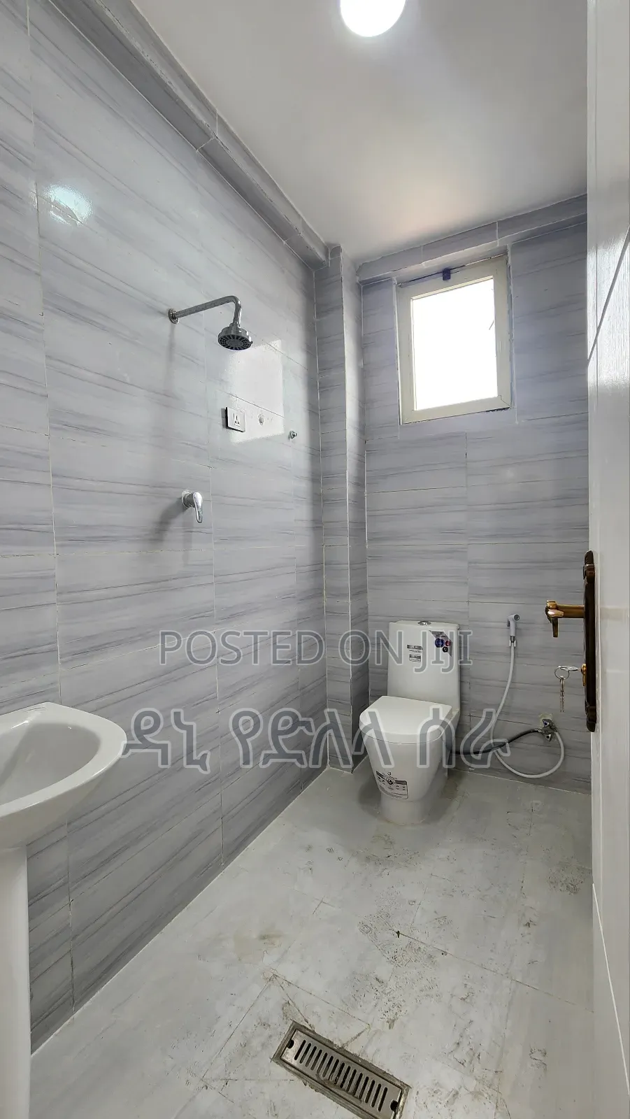 Furnished 3bdrm Condo in አዲስ አበባ, Bole for sale