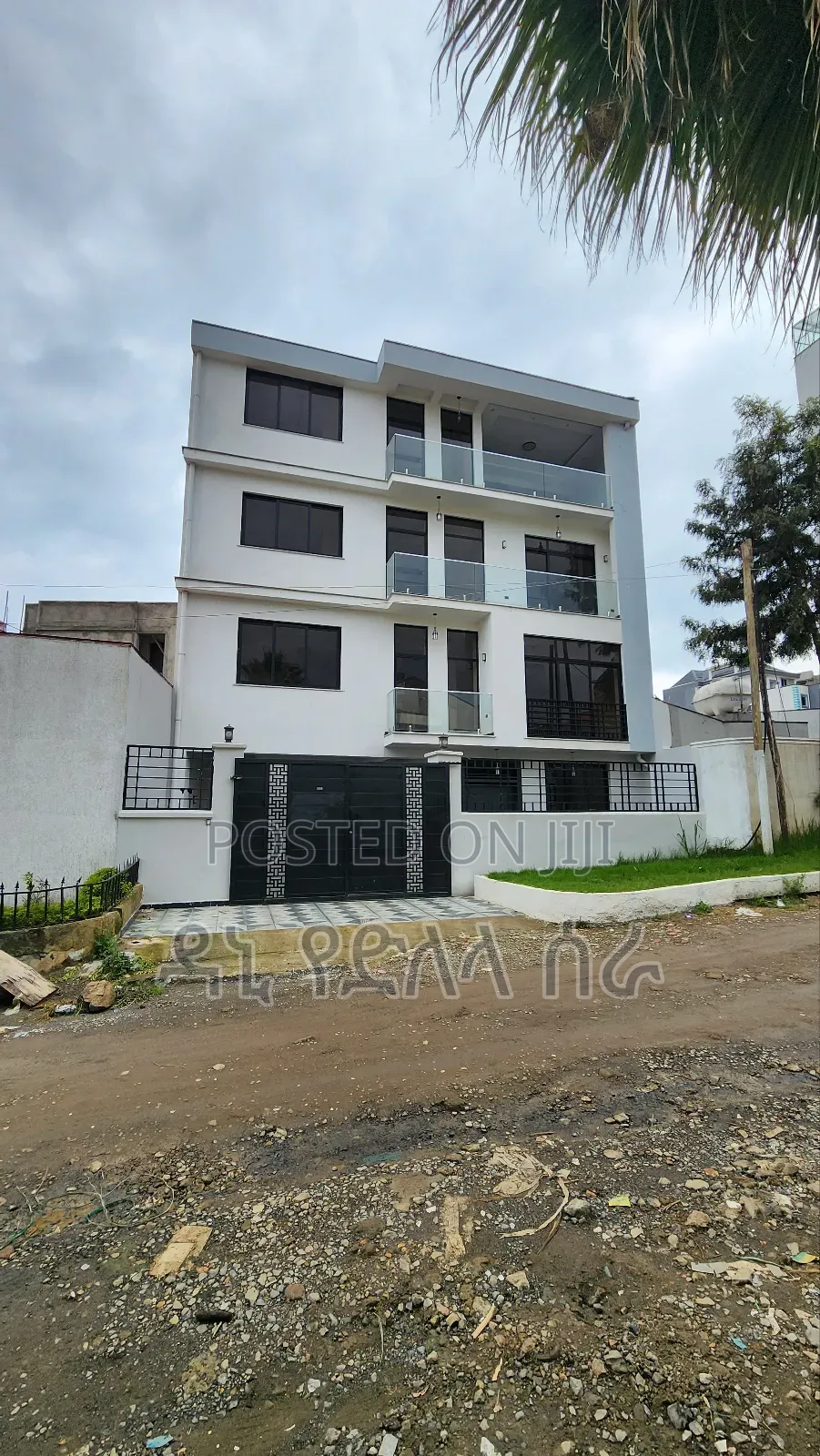 Furnished 8bdrm House in አዲስ አበባ, Bole for sale