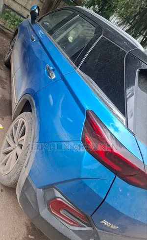 Bestune T77 1.2 FWD 2022 Blue