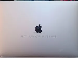 Laptop Apple MacBook Pro 2018 32GB Intel Core I9 SSD 1T
