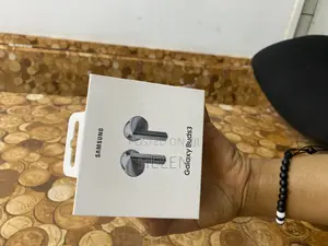 Photo - Galaxy Buds3