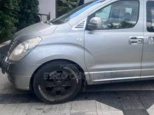 Hyundai Starex 2012 Silver