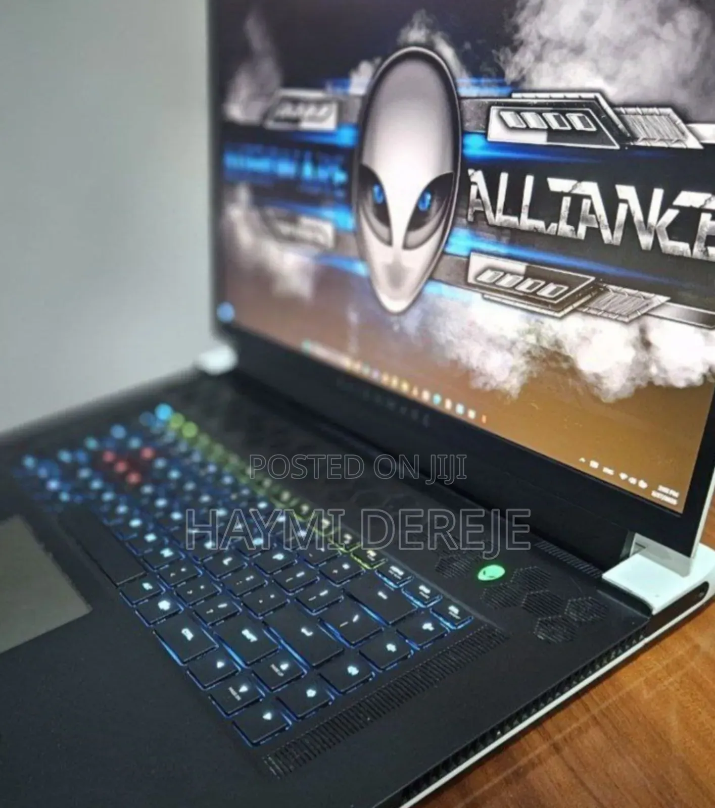 New Laptop Alienware M17x R2 16GB Intel Core I7 SSD 1T