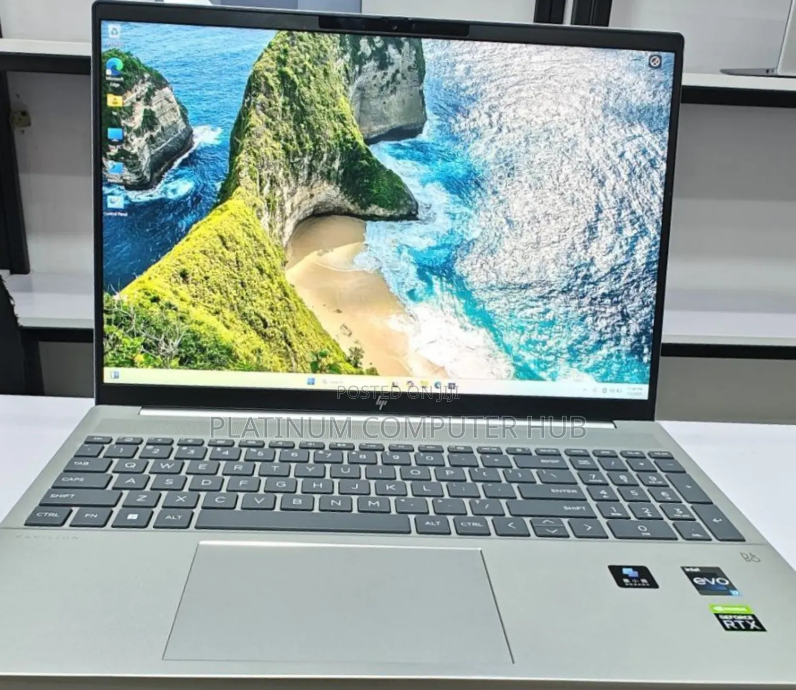 New HP Pavilion Gaming Laptop 15-Dk2xxx 16GB Intel Core I7 SSD 1T