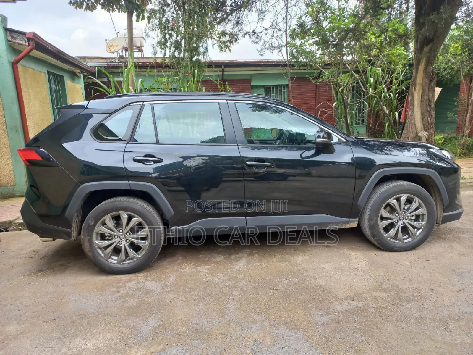 Toyota RAV4 2022 Black