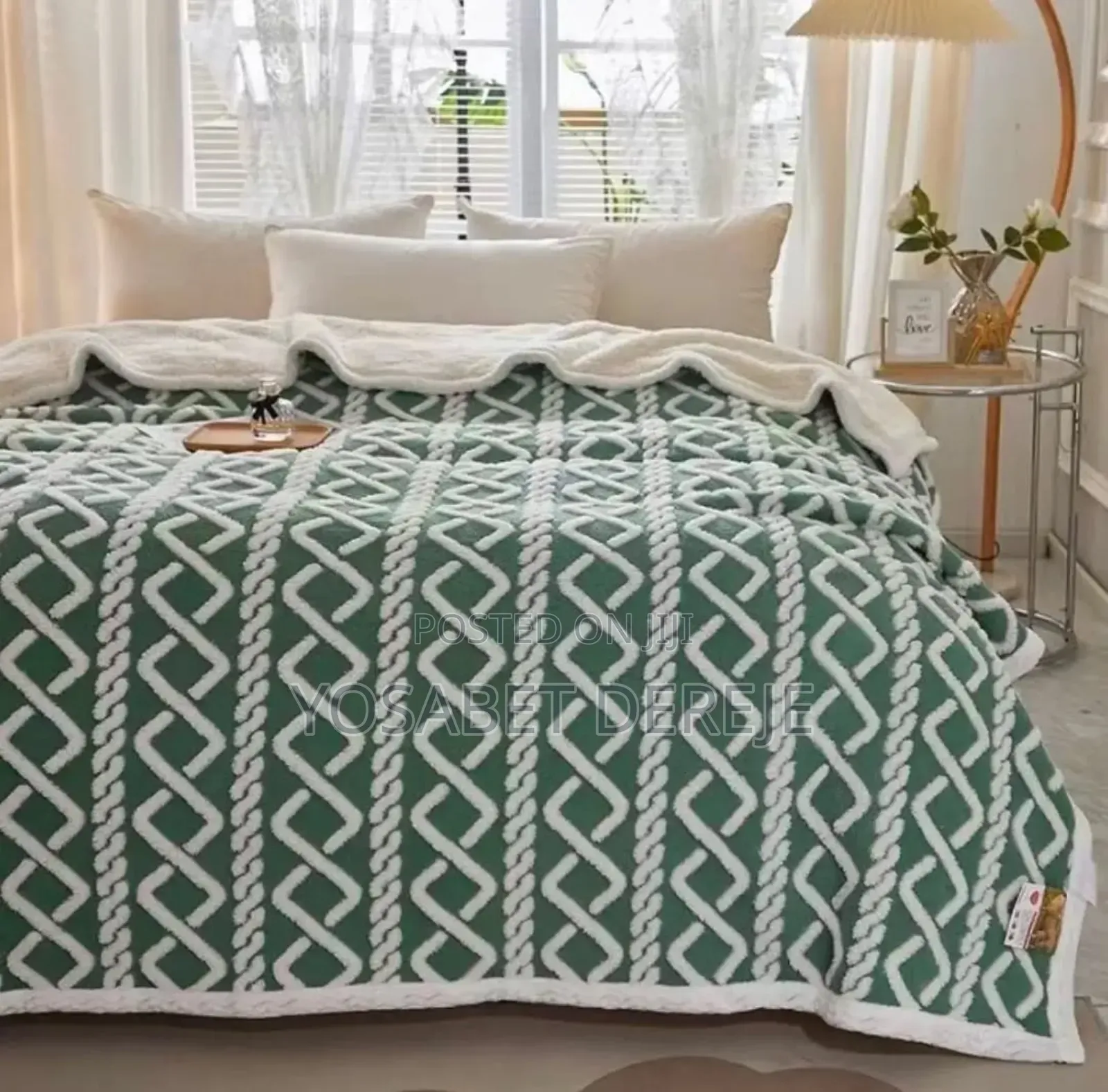 በአይነቱ ለየት ያለ Europe Standard Throw Blankets