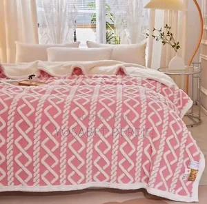 በአይነቱ ለየት ያለ Europe Standard Throw Blankets