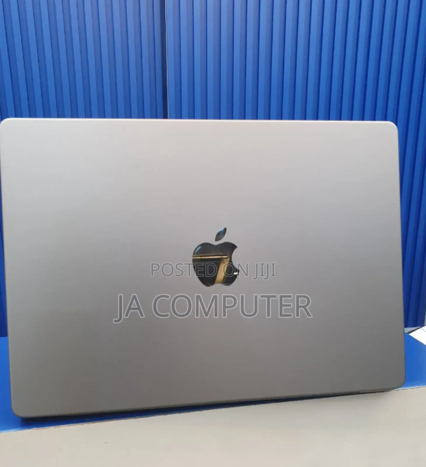 New Laptop Apple MacBook Pro 2021 M1 16GB Apple M1 Pro SSD 1T
