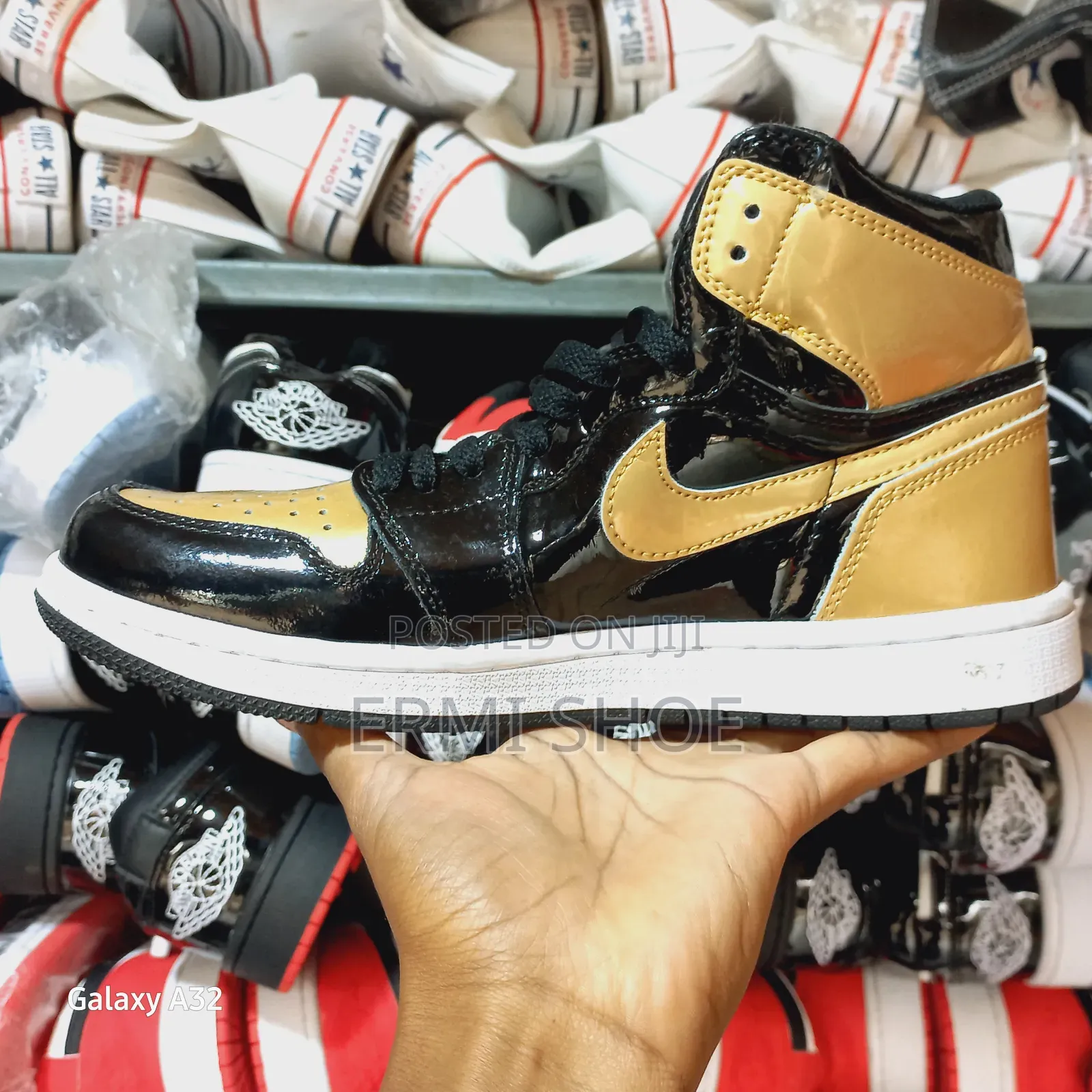 Shiner Jordan 1