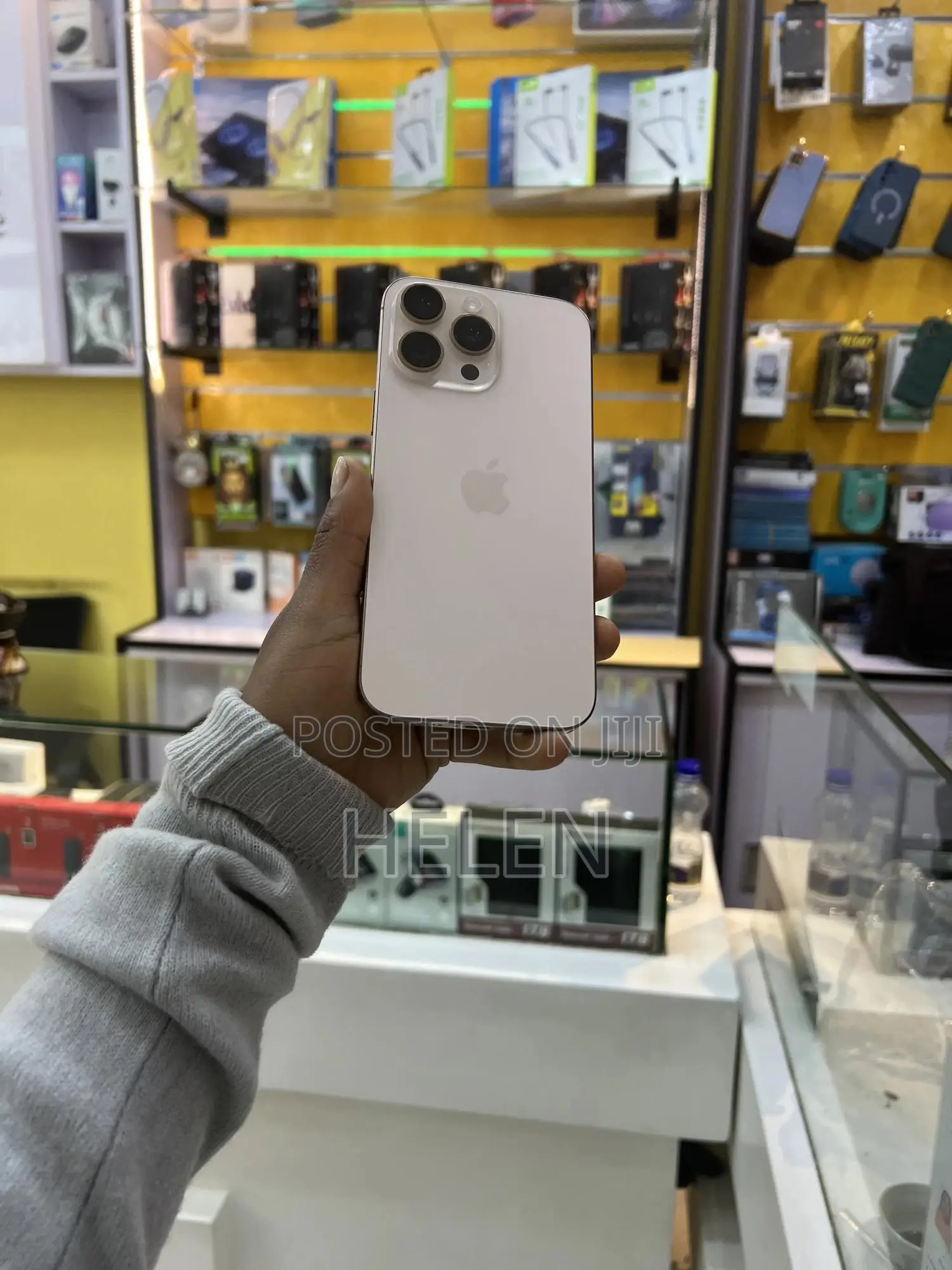 New Apple iPhone 16 Pro Max 256 GB Pink