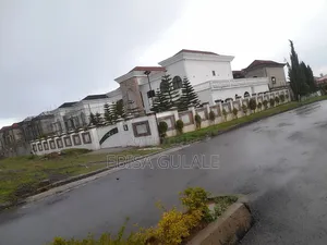 Furnished 7bdrm Farm House in Rooseta Real State, Oromia-Finfinne