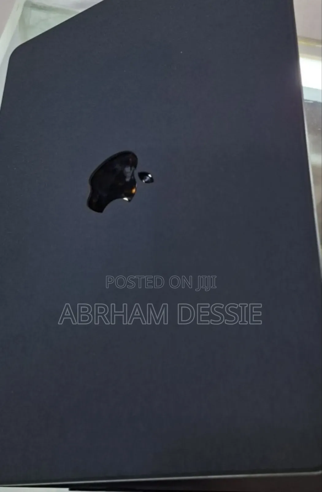 New Laptop Apple MacBook Air 2022 M2 8GB Apple M2 SSD 256GB