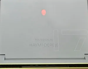 New Laptop Alienware M17x R2 16GB Intel Core I7 SSD 1T