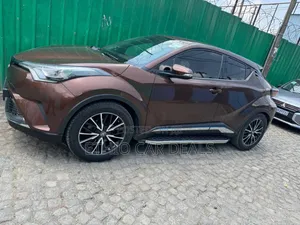 Toyota C-HR 2017 Brown