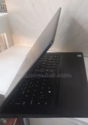 New Laptop Dell Latitude 5310 8GB Intel Core I5 SSD 128GB