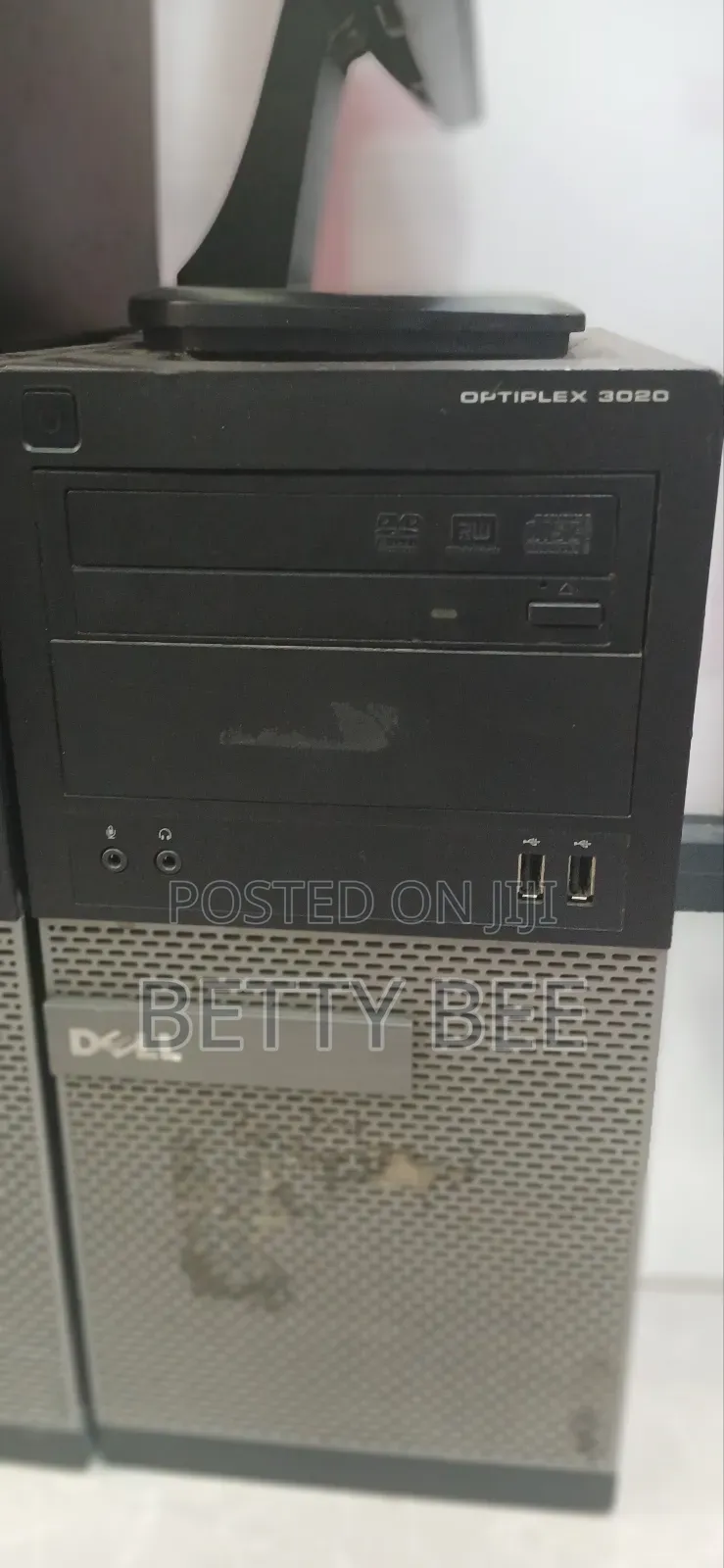 Desktop Computer Dell OptiPlex 3020 4GB Intel Core I5 HDD 1T