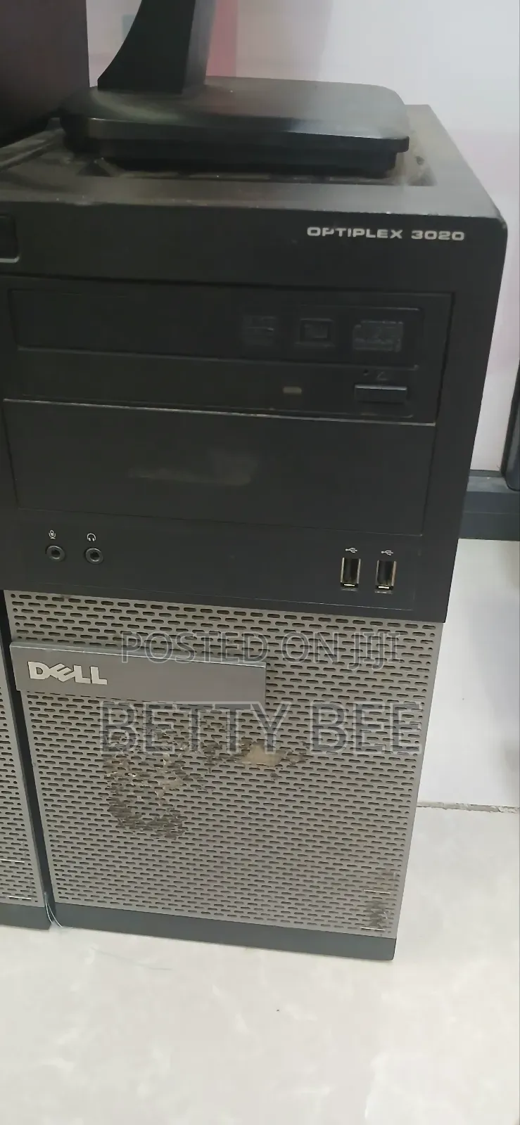 Desktop Computer Dell OptiPlex 3020 4GB Intel Core I5 HDD 1T