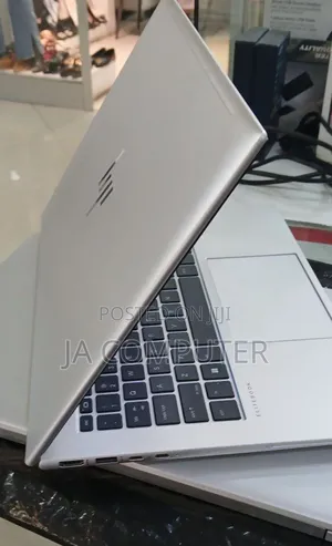 New Laptop HP EliteBook 845 G10 16GB AMD Ryzen 5 SSD 512GB