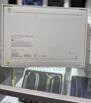 New Laptop Apple MacBook Air 16GB Apple M4 SSD 256GB